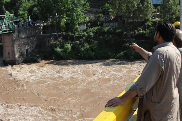 Hindiston Chenab daryosi orqali Pokistonga suv yetkazib berishni to‘xtatdi
