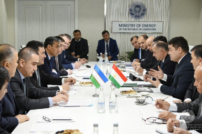 Узбекистан и Таджикистан обсудили вопрос совместного строительства двух ГЭС