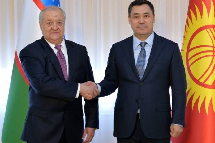 Садыр Жапаров принял министра иностранных дел Узбекистана Абдулазиза Камилова