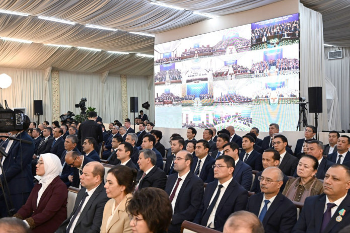 Uzluksiz malaka oshirish tizimi joriy qilinadi.