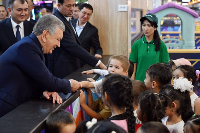 Prezident Yakkabog‘da barpo etilgan "Yangi O‘zbekiston" massivida yaratilgan sharoitlar bilan tanishdi