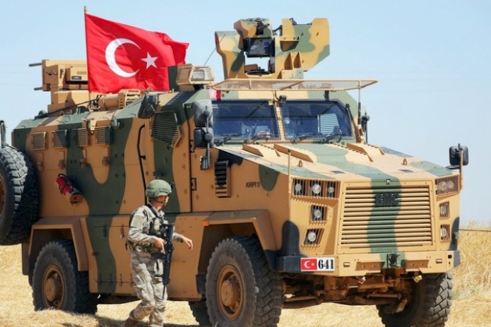 Турция начала военную операцию на севере Сирии