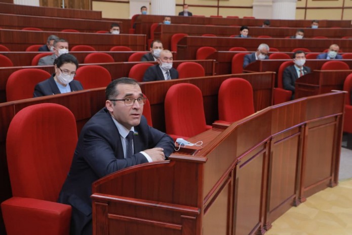 Doimiy propiska masalasi nima bo'ldi? Parlament Ichki ishlar vaziriga so'rov yubordi