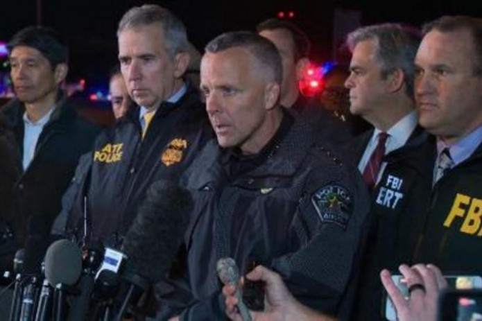 Подозреваемый в рассылке бомб в Техасе взорвал себя - полиция