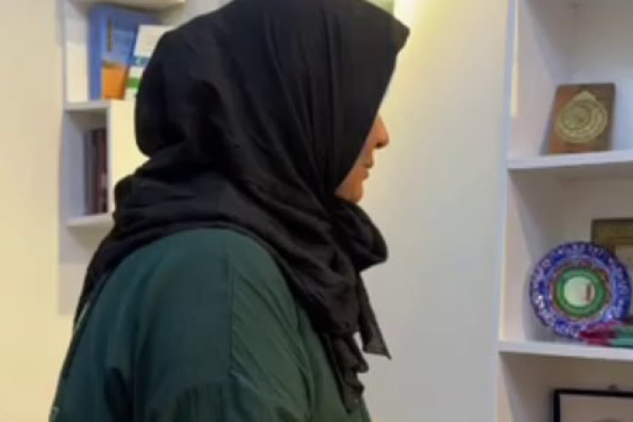 Turkiyada o‘zbekistonlik qiz unga nasihat qilgani uchun o‘z onasini ko‘chada qoldirdi
