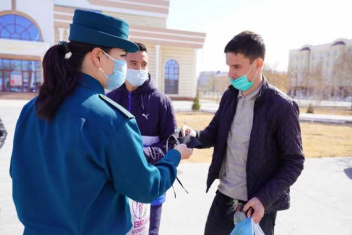 В Ташкенте за отсутствие масок оштрафовали почти 800 человек