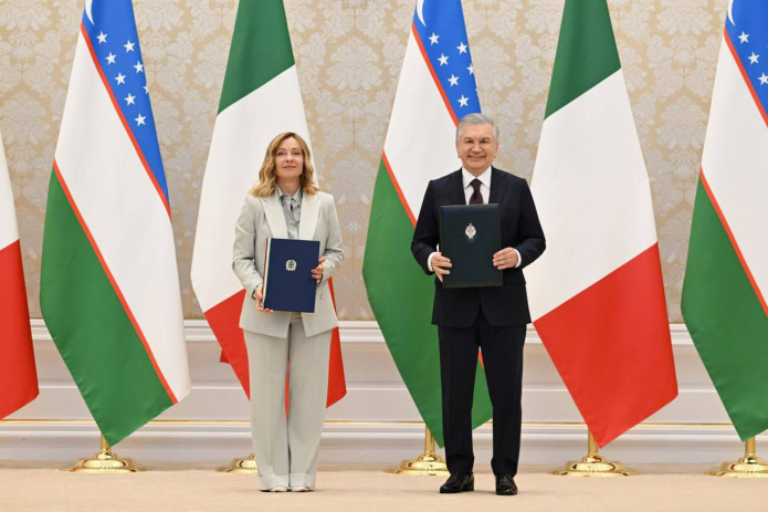 Shavkat Mirziyoyev va Jorja Meloni Strategik sheriklik munosabatlarini mustahkamlash to‘g‘risidagi qo‘shma deklaratsiyani qabul qildi