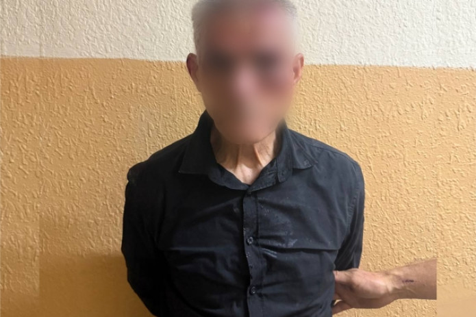Toshkentda ruhiy kasal erkak ichki ishlar xodimiga pichoq bilan jarohat yetkazdi