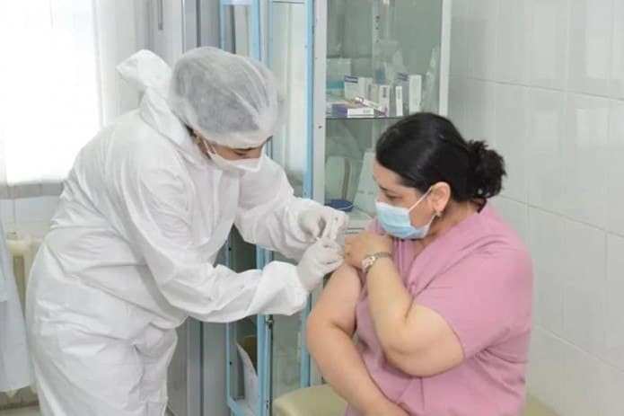 Количество полностью вакцинированных от COVID-19 в Узбекистане превысило 4 млн человек