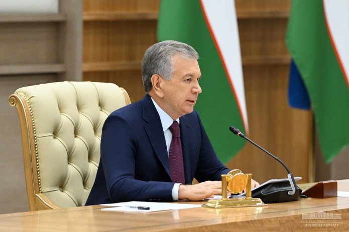 "Buxoroda eng asosiy masala – xizmatlarni rivojlantirish" — Shavkat Mirziyoyev