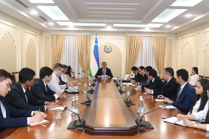 O'zbekiston Kosmik fazoni tadqiq qilish hamda undan foydalanish bo'yicha davlatlarning faoliyati prinsiplari to'g'risidagi xalqaro shartnomaga qo'shilishi mumkin