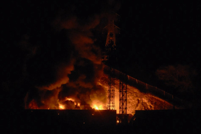 AQSH Venesuelaga havo zarbalari berdi: Tramp Nikolas Maduro qo‘lga olinganini eʼlon qildi