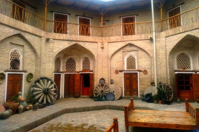 Китайская компания построит караван-сараи на «Шелковом пути»