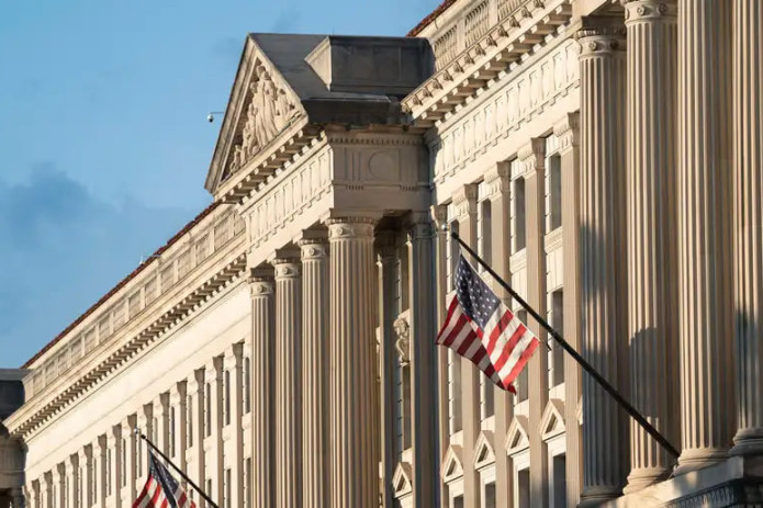 ​​​​AQSh iqtisodiyoti prognozlardan oshib, 4,3% ga o'sdi