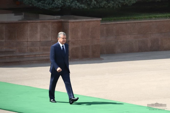 Президент Шавкат Мирзиёев отбыл в Туркменистан