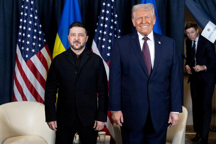 Zelenskiy Donald Tramp bilan suhbatlashganini maʼlum qildi