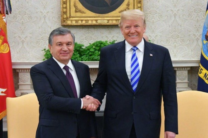 Шавкат Мирзиёев поздравил Дональда Трампа с Днем независимости США