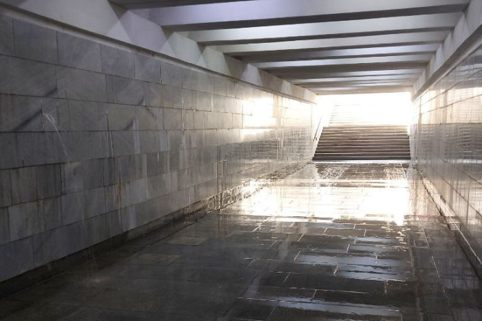 Toshkent metropoliteni yo'laklarini suv bosgani rostmi?