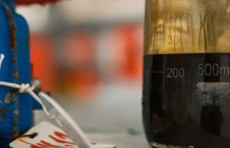 Yevropa Ittifoqi Rossiya neftining narx chegarasini 44,10 dollargacha tushiradi