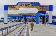 Endi Qozog'istonga kirish uchun xorijliklar majburiy pullik ruxsatnoma olishlari kerak bo'ladi