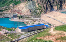 Rossiya Tojikistonning elektr energiyasidan 297 million dollar qarzini kechadi