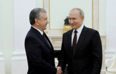 Vladimir Putin Shavkat Mirziyoyevni Navro‘z bayrami bilan qutladi