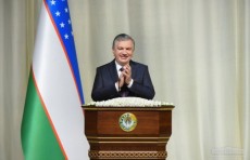 Prezident konservatoriya professor-o‘qituvchilarini mukofotladi