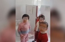 Qashqadaryoda bolalarni hojatxonaga qamab qo'ygan bog'cha rahbariga jinoyat ishi ochildi