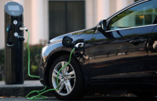 Elektromobil egalari mashinasini quvvatlashda subsidiya oladi