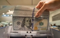 "Asosiy hamkor davlatlarning milliy valyutasi qadrsizlangan" — Markaziy bank dollar kursi keskin oshgani yuzasidan izoh berdi