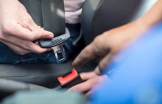 Xavfsizlik kamarini taqmaslik mumkin bo‘lgan kasalliklar va holatlar ro‘yxati tasdiqlandi