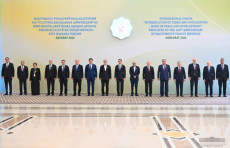 Prezident Shavkat Mirziyoyev Ashxobodda xalqaro forumda ishtirok etdi