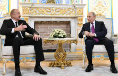 Putin Ozarbayjon samolyotining urib tushirilishida Rossiya aybini tan oldi