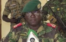 Gvineya-Bisauda harbiylar hokimiyatni egallab olganini e'lon qilishdi