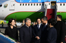 O‘zbekiston Prezidentining Vengriyaga rasmiy tashrifi boshlandi