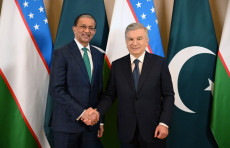 Oʻzbekiston Prezidenti “Engro Group” kompaniyasi rahbari bilan hamkorlik rejalarini muhokama qildi