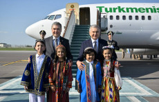 Gurbanguli Berdimuhamedov Samarqandga keldi