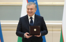 Prezident Shavkat Mirziyoyev bir guruh harbiy xizmatchilar va huquqni muhofaza qilish organlari xodimlarini taqdirladi