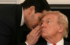 Politico: AQSh tinchlik bitimidan keyin Ukrainaga kafolatlar bermoqchi