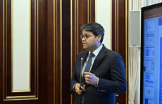 O‘zbekistonda kichik AES loyihasi jadvaldan oldinda ketmoqda — “O‘zatom” rahbari Azim Axmedxadjayev